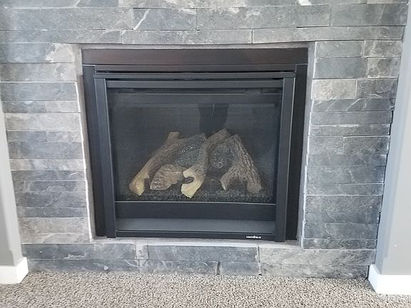 5th image of 19264 Robin Dr