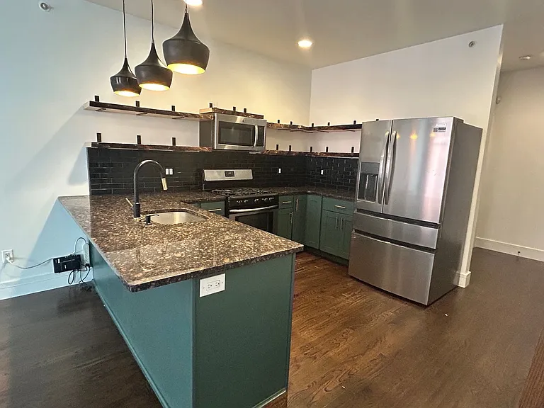 846-00 N 15th St #C — Photo 9