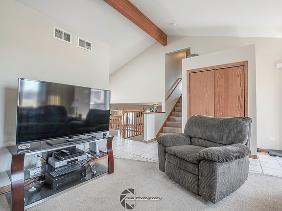 4th image of 185 Highpoint Dr