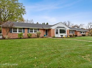 200 N Ridge Rd, Lake Forest, IL 60045