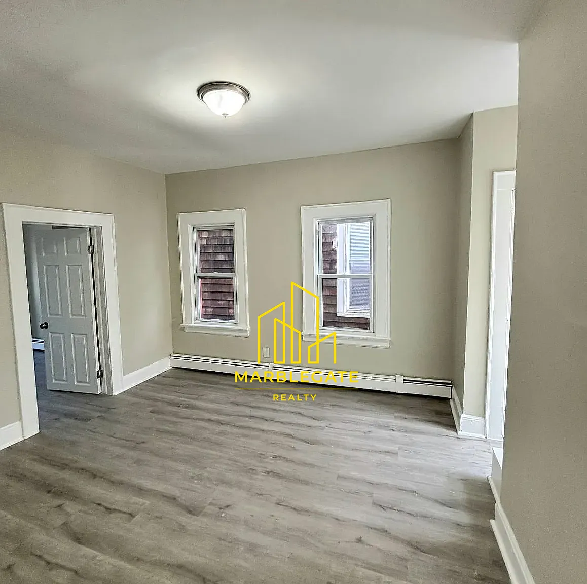 3 bed, 1050 sqft, $2,150 — Photo 3