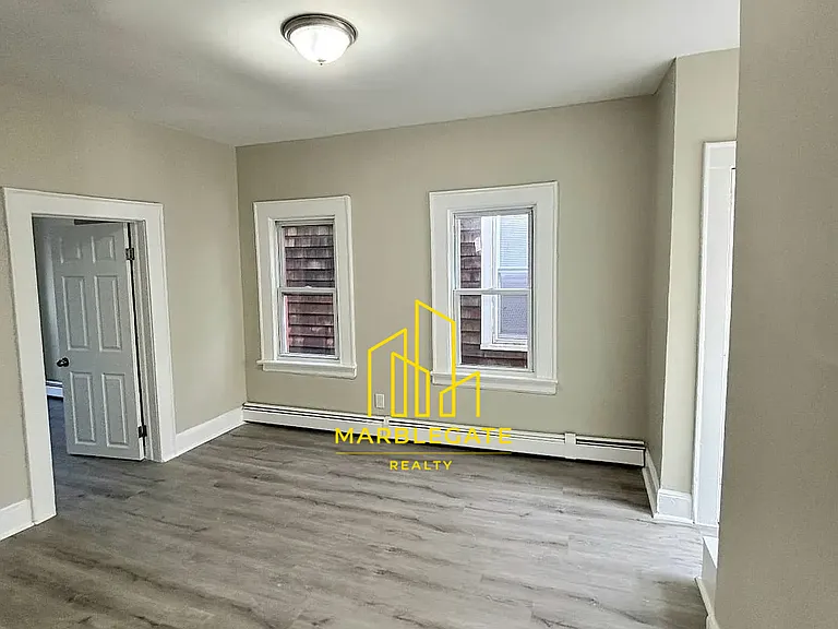 123 Parker St #22 — Photo 3