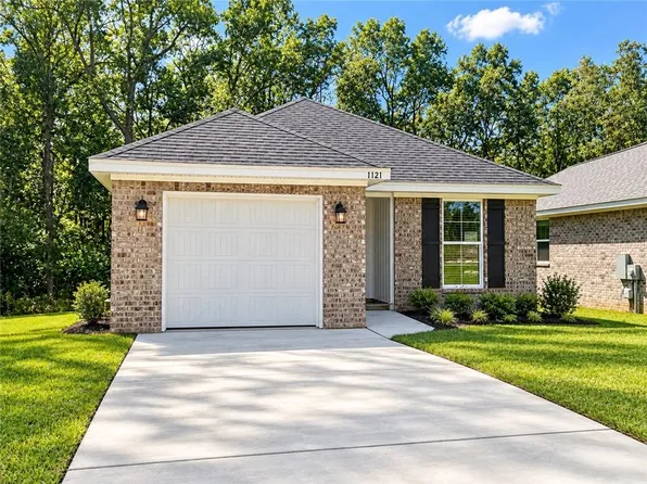 1121 Forest Glen Dr S, Mobile, AL 36618