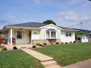 1441 Park Ave, Nitro, WV 25143