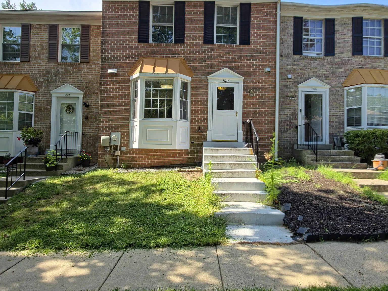 3 bed, 3.5 bath, 1630 sqft, $2,380 — Photo 1