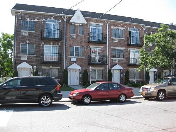 1st image of 9540 Schenck St #3