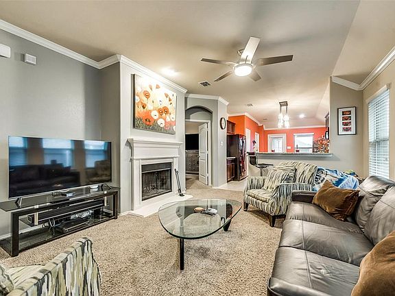 4th image of 3002 Buckthorn St