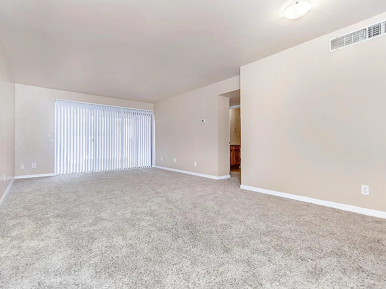 3 bed 2 bath interior