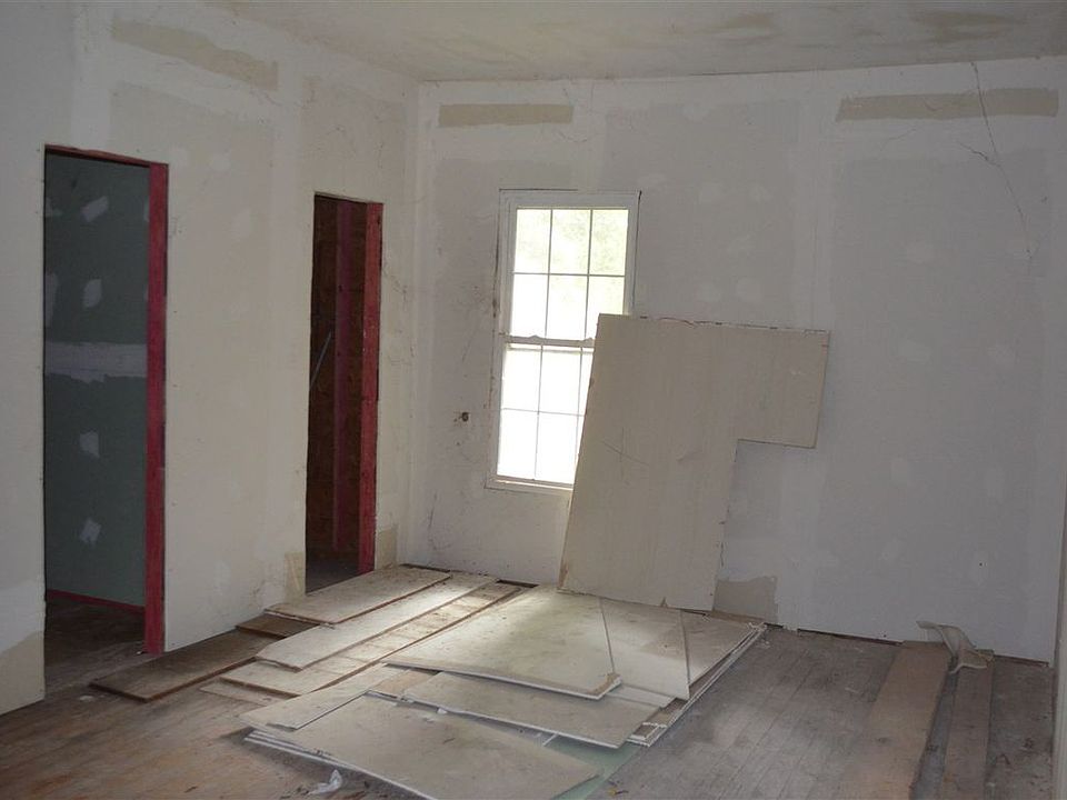2nd image of 2109 South St