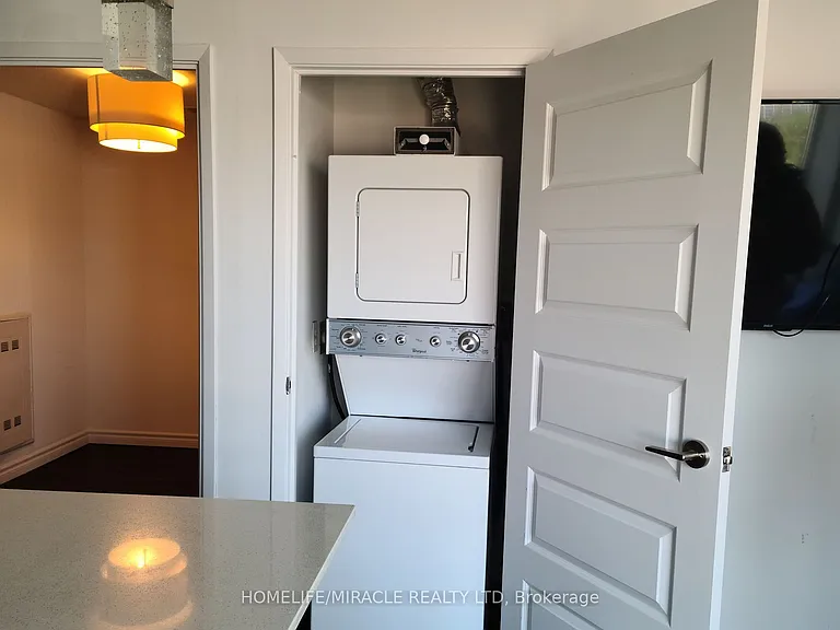 158 King St N #1206 — Photo 5