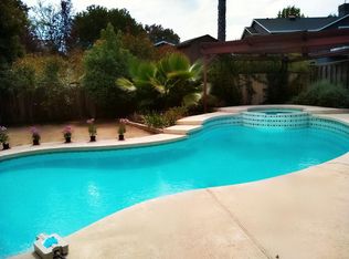 2111 Mills Ave, Menlo Park, CA 94025