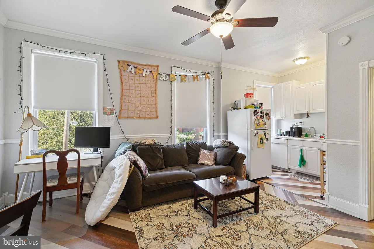 1 bed, $1,200 — Photo 1