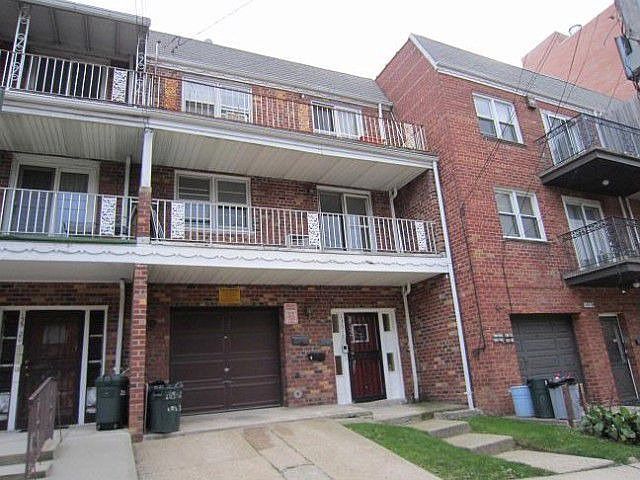1st image of 13518 Coolidge Ave #2
