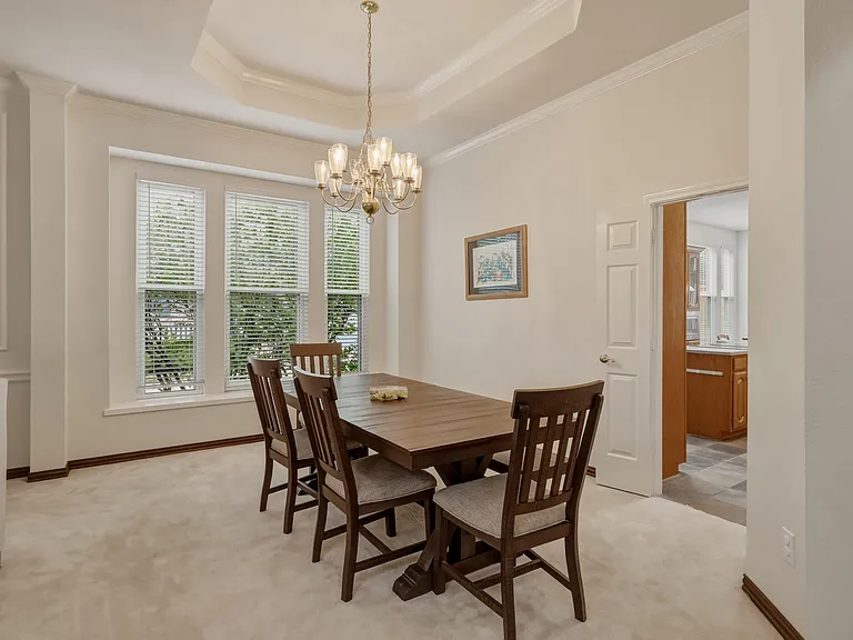 7612 Oak Knoll Dr — Photo 11