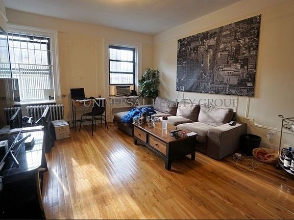 2nd image of 335 E 5th St APT 9F