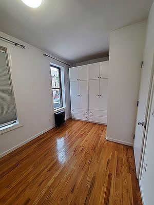 4th image of 541 46th St #1F