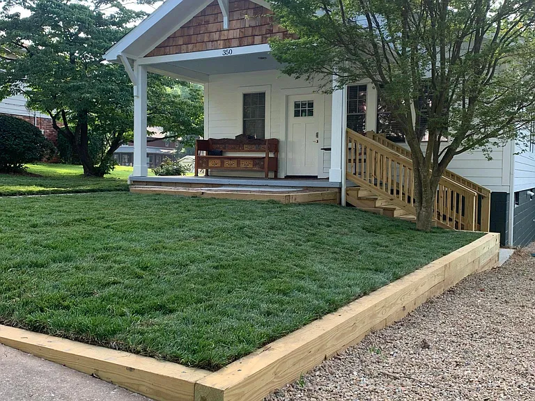 350 S French Broad Ave — Photo 24