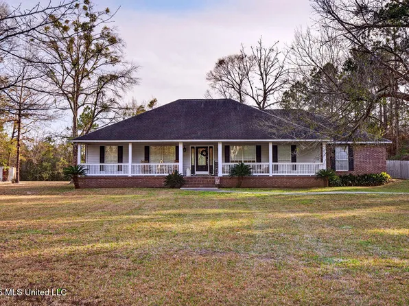 14308 Longwood Cir, Diberville, MS 39540