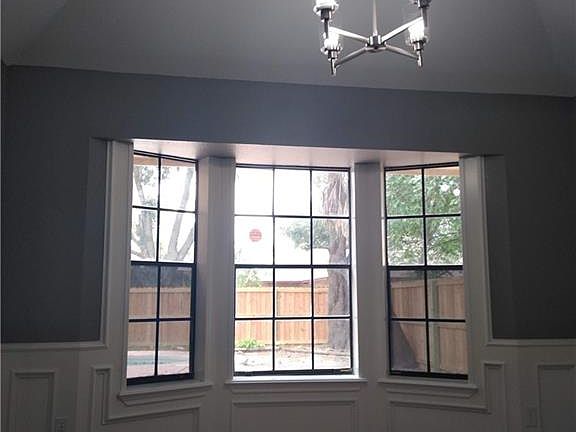 4th image of 2105 Nightingale Ave