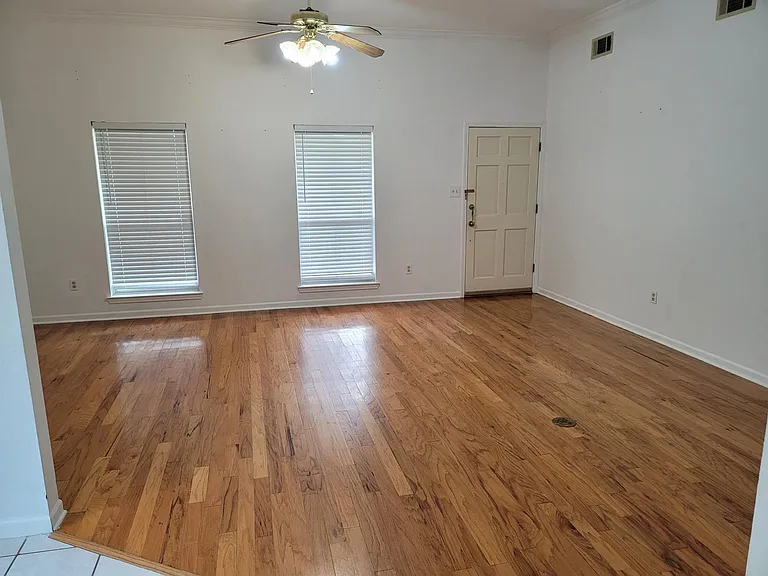 18607 Red Oak Dr — Photo 12