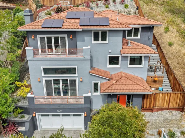7001 Buckingham Blvd, Berkeley, CA 94705