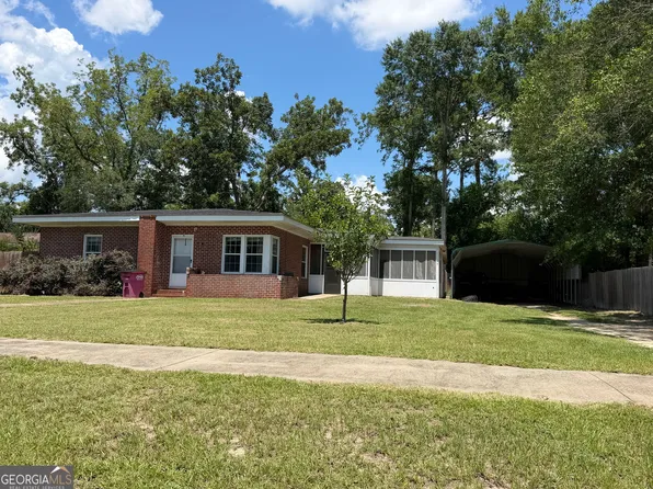 10 W Graham St, Mc Rae, GA 31055