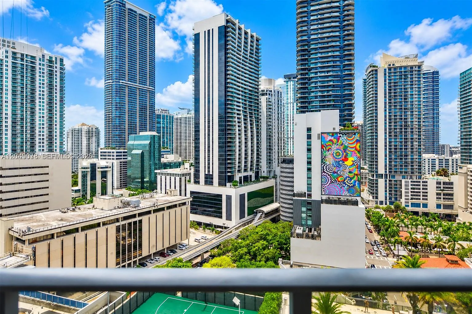 801 Sma Residences Condo — Photo 1