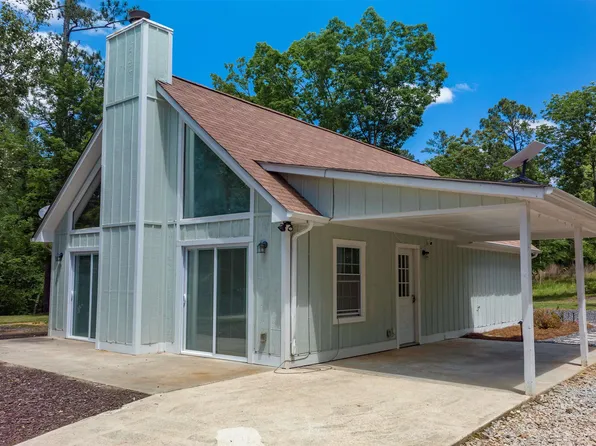 1490 Pullman Ln, Greensboro, GA 30642