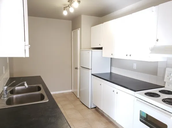 Karen Hall, 9415 94th Ave, Fort Saskatchewan, AB T8L 1N6