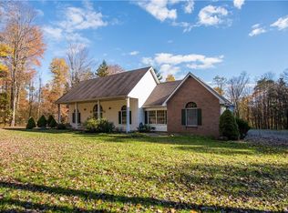 11821 New Buffalo Rd, North Lima, OH 44452