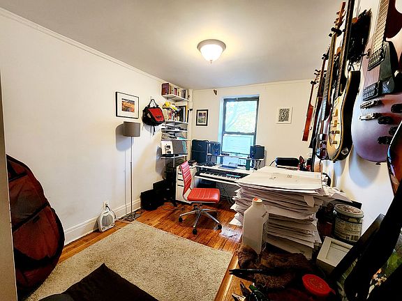 4th image of 725 4th Ave APT Jj4