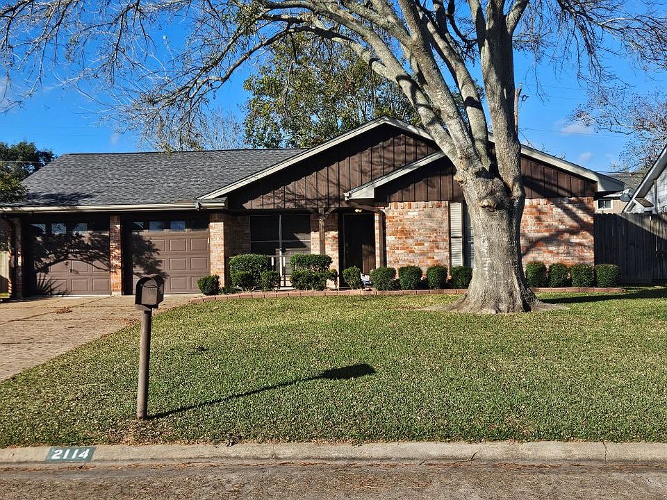 1st image of 2114 Savanna Ct S