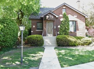 8502 Parkview Ave, Brookfield, IL 60513
