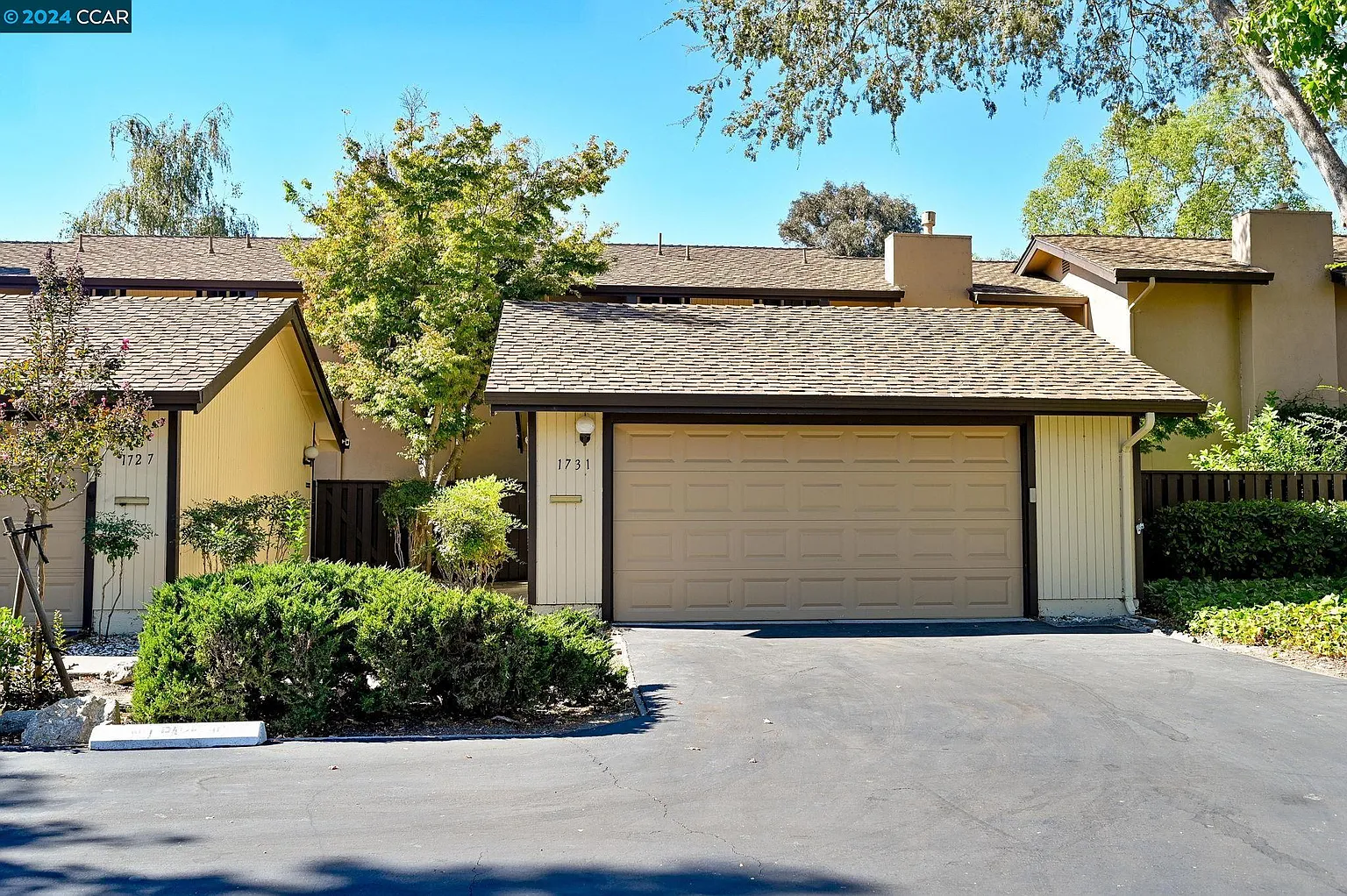 1731 Candelero Ct photo 1