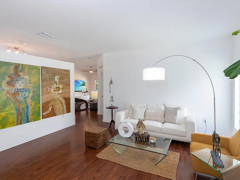 4123 Sapphire Bnd — Photo 32