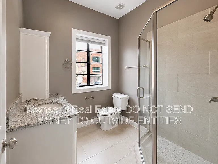 130 Person St #1/2 — Photo 9