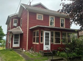 34 North St, West Middlesex, PA 16159