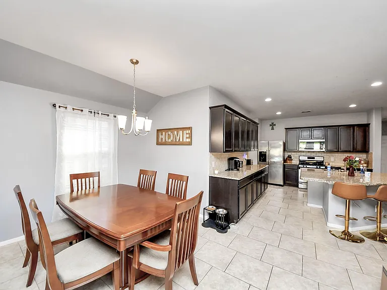 3030 Dripping Springs Ct — Photo 6