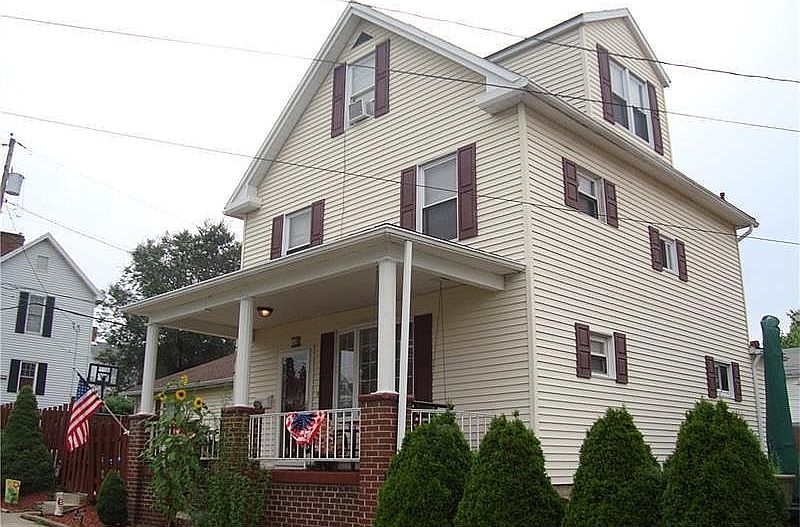 1st image of 321 Foster St