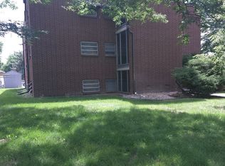 702 Emery St APT 32, Longmont, CO 80501