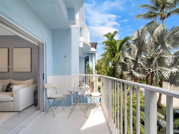 381 Franklin St, Hollywood, FL 33019