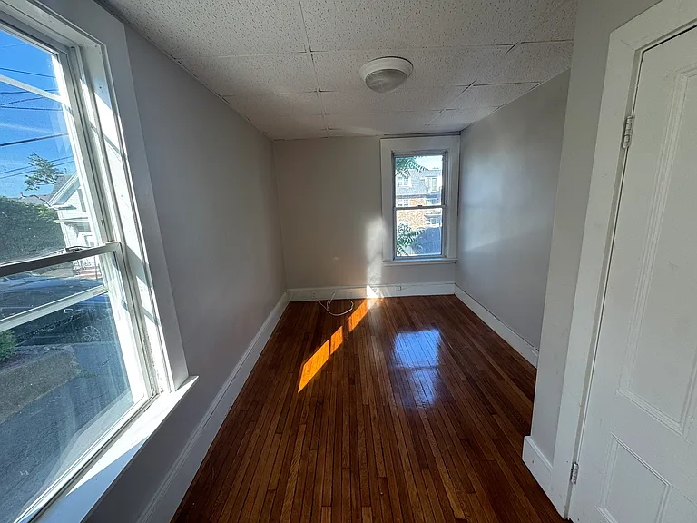 7 Balcomb St #1 — Photo 10