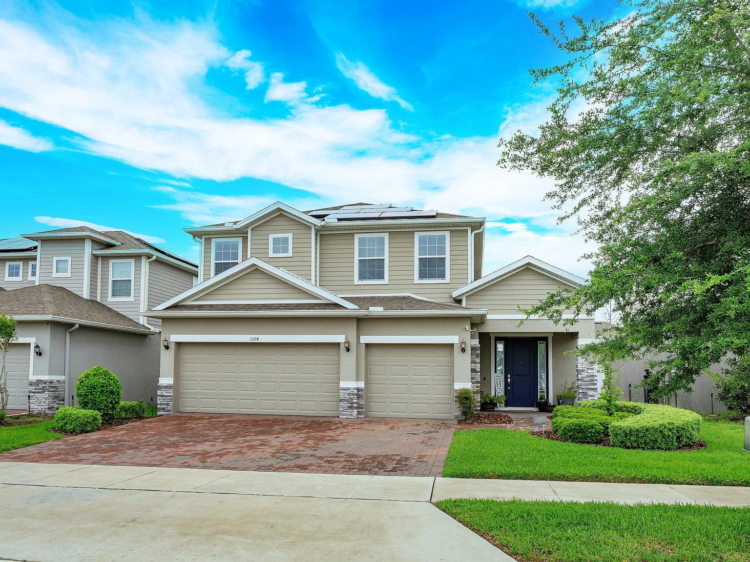 4 bed, 2485 sqft, $3,000 — Photo 1