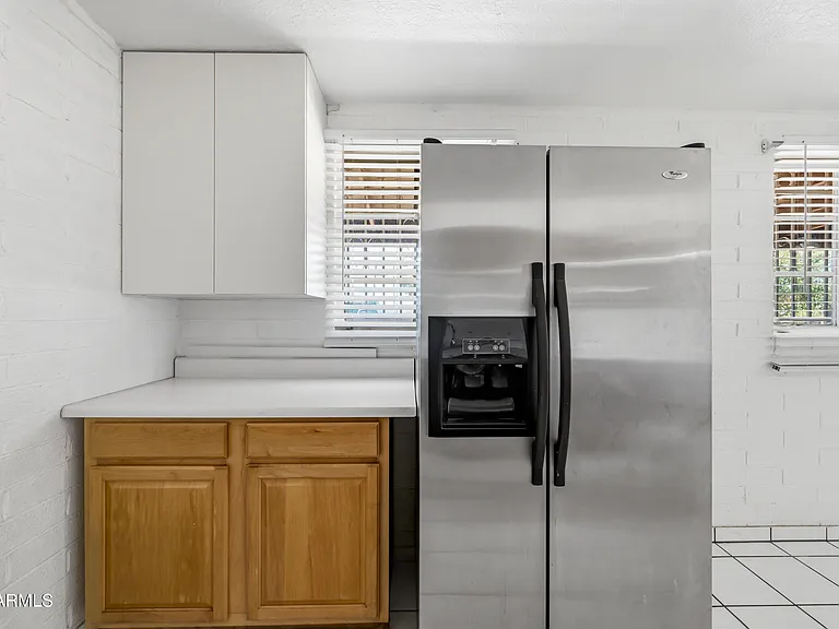 3905 W Almeria Rd #2 — Photo 7