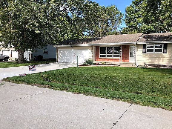 2nd image of 420 Cathy Ave