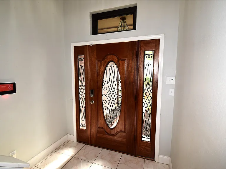 21022 Creek Edge Ct — Photo 4