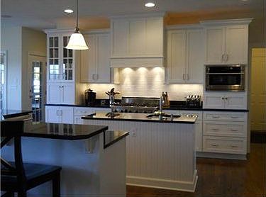 2nd image of 3088 Canterbury Dr