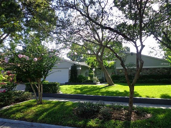 4th image of 8227 La Serena Dr