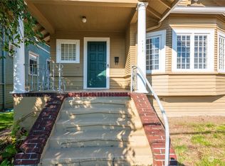 1712 N 40th St, Seattle, WA 98103