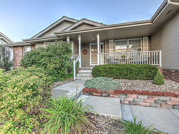 5th image of 5820 S 172nd Ave
